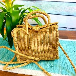 NWT JellYoo Women’s Wicker Box Sm. Purse